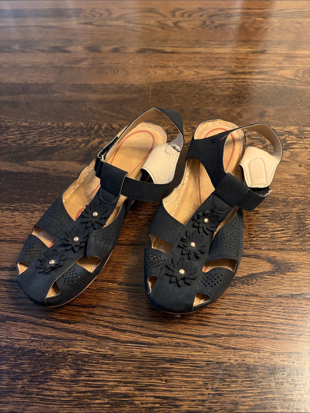 Women’s Black Floral Cutout Slingback Sandals
